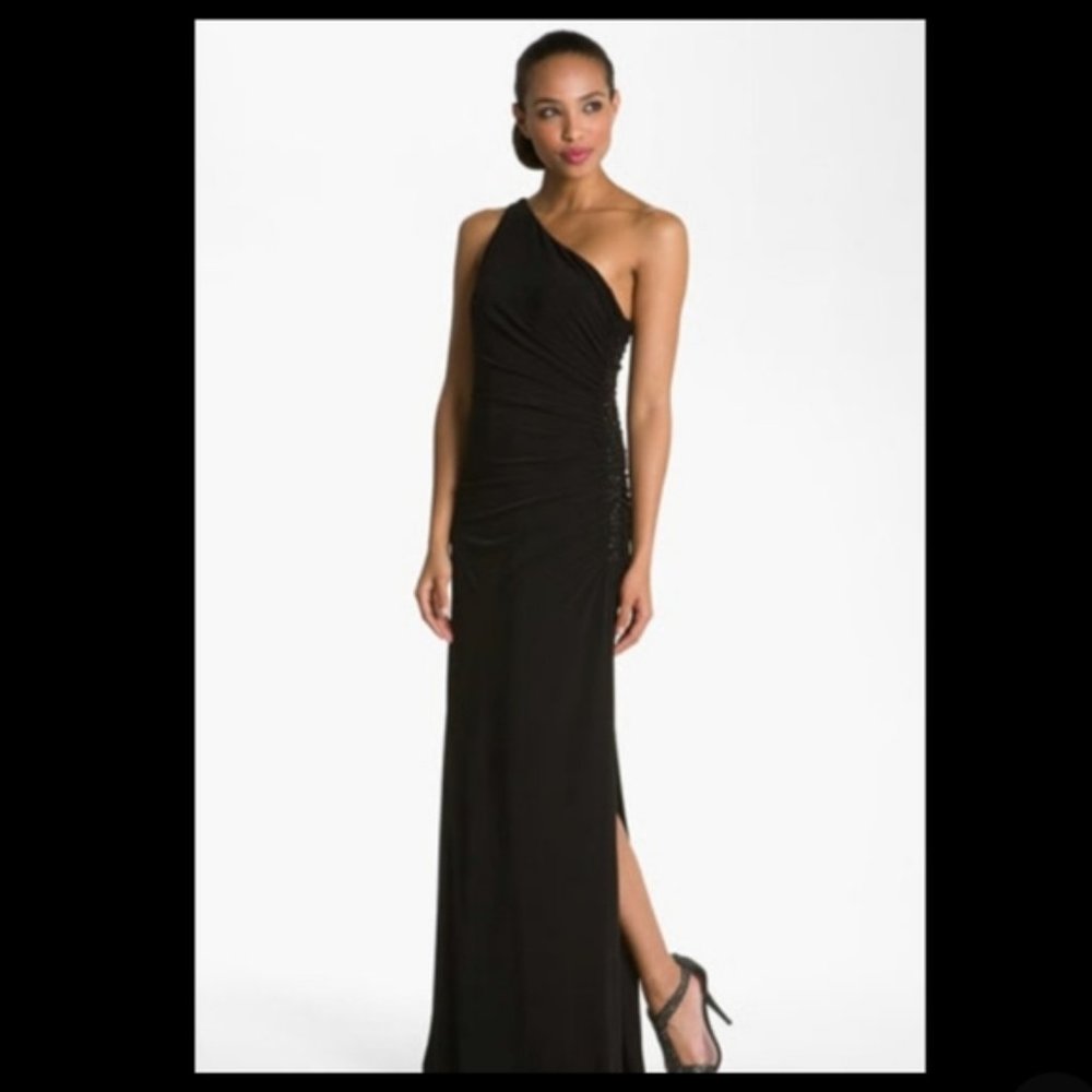 One Should Formal Gown - Laundry by Shelli Segal